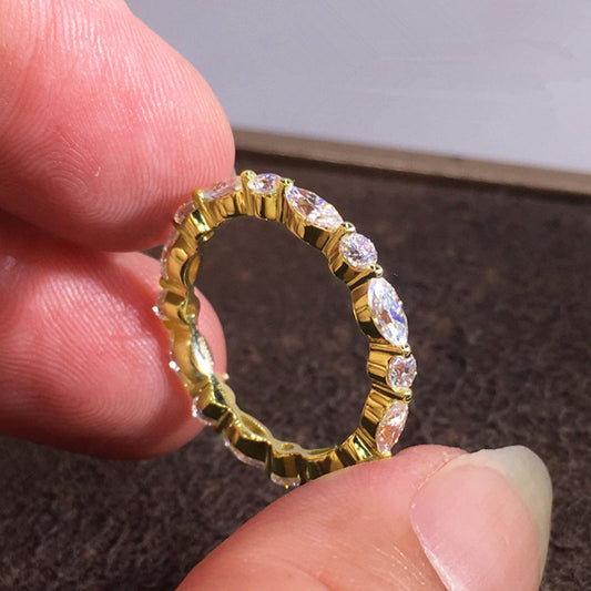 Elegant Women's Ring Golden Plated with Round Synthetic Synthetic Zirconia Classic Jewelry