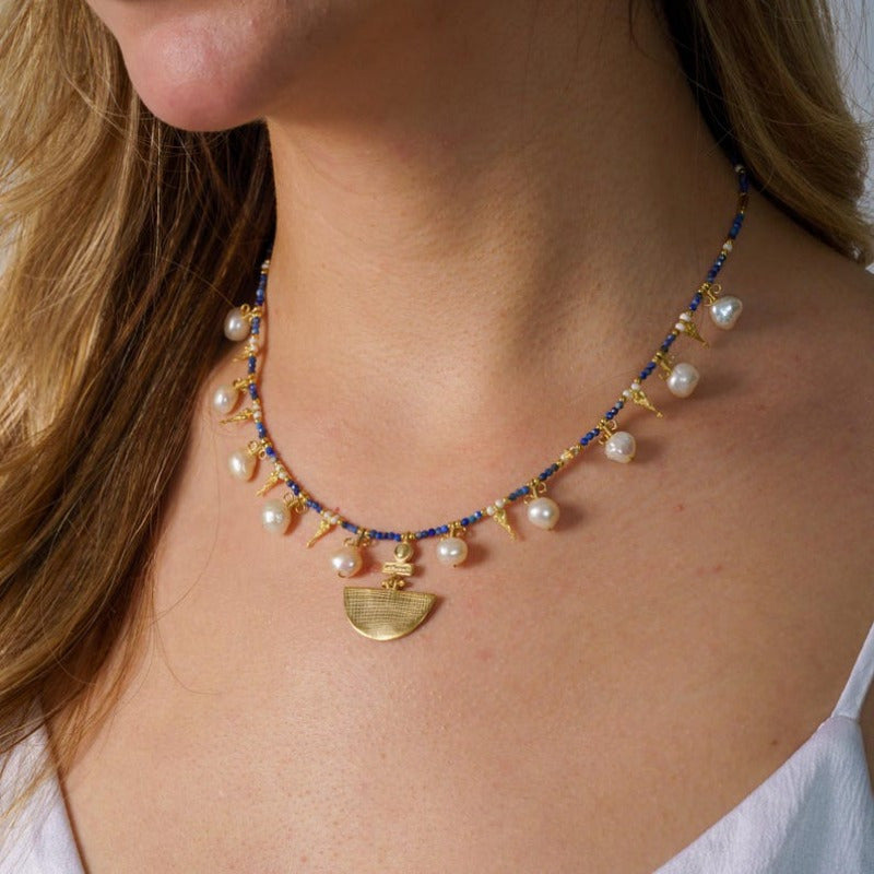 Blue Handmade Natural Lapis Lazuli & Freshwater Freshwater Pearls Necklace for Women - Elegant Golden-Tone Pendant with Blue Gemstones, Freshwater Pearls And Chain Necklace, Classic Design,