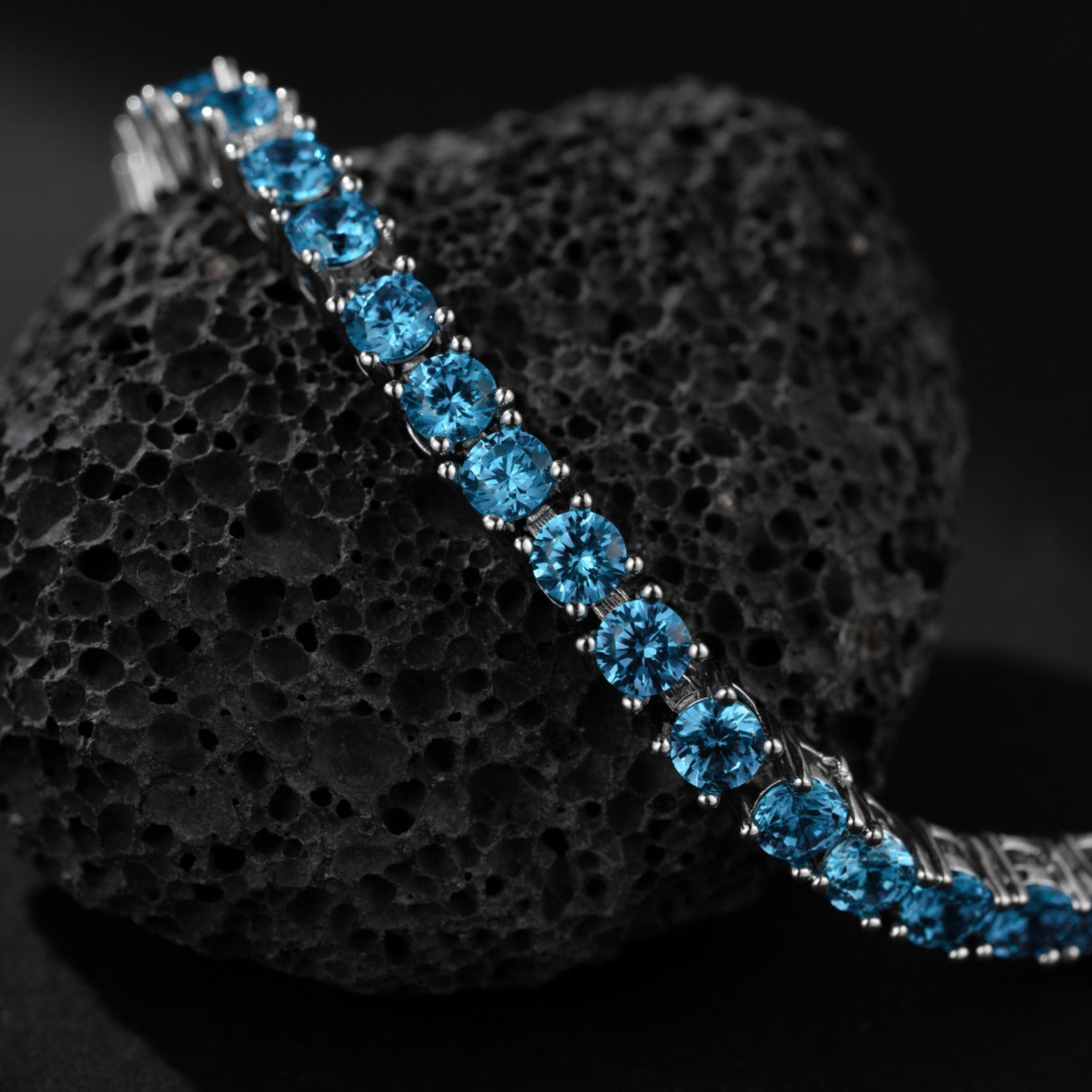 12.0 Carats Blue Moissanite Tennis Bracelet, D Color VVS1 Round Cut, 925 Sterling Silver Hip-hop Bracelet, High Quality Jewelry For Daily Wear, Fine Fashionable Essential Items